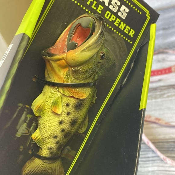 SAMSONICO Big Mouth Bass Bottle Opener Handheld 5.5 - Picture 2 of 9
